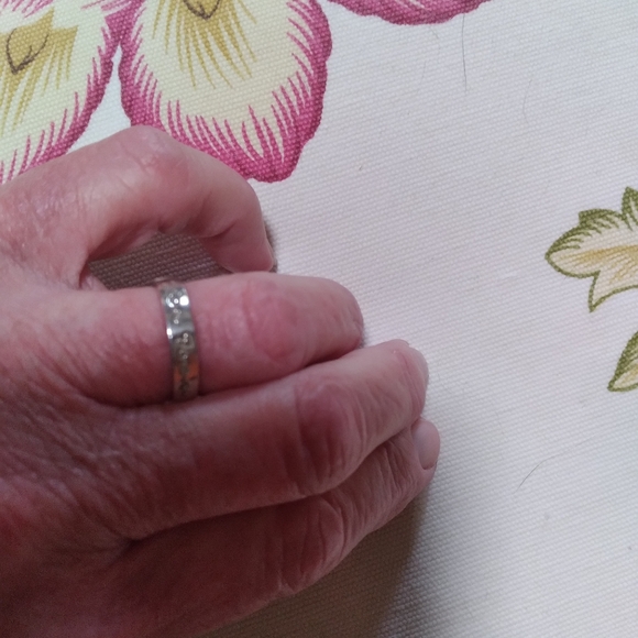 $10 925 Sterling Silver "Love Forever" engraved size 7 Ring πβ₯ - Picture 9 of 11